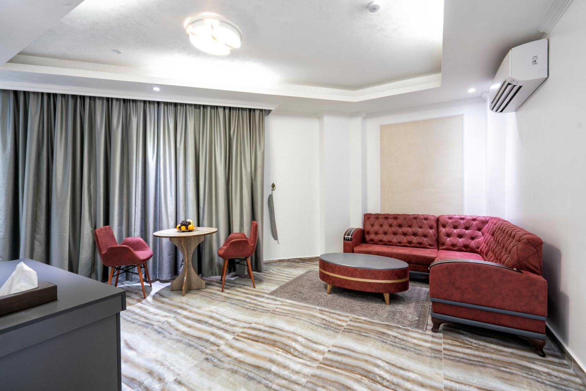 Al Amerat Hotel Al Amarat Esterno foto